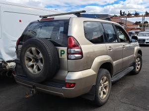 2003 Toyota Prado KZJ120R image 3