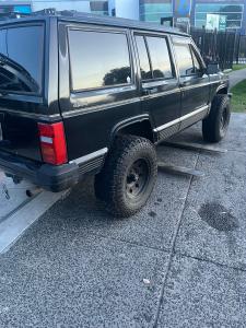 1997 Jeep Cherokee image 3