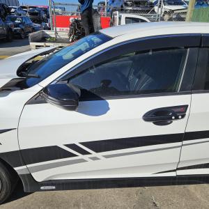 2016 Honda Civic 10TH GEN image 3