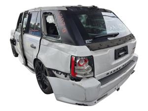 2010 Land Rover Range Rover Sport L320 3.0 TDV6 image 3