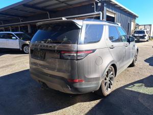2018 Land Rover Discovery SERIES 5 image 3