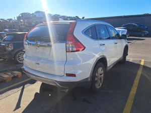 2015 Honda Crv RM SERIES II image 3