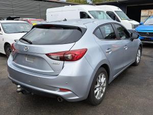 2018 Mazda Mazda3 BN image 3