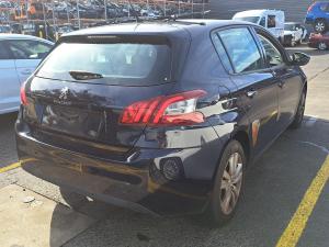 2016 Peugeot 308 image 3