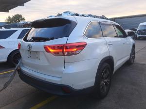 2018 Toyota Kluger GSU50R image 3