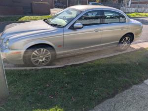 2005 Jaguar S Type image 3