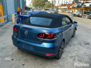 2015 Volkswagen Golf image 3