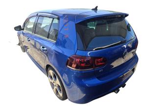 2012 Volkswagen Golf GEN 6 TYPE R image 3