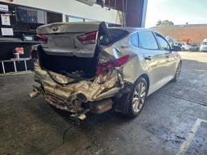 2016 Kia Optima JF 2.4L G4KJ AUTO 6SPD FWD SI image 3
