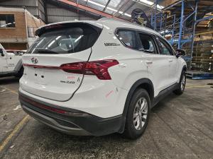 2022 Hyundai Santa Fe 2.2DT D4HE 8SPD AUTO 4WD image 3