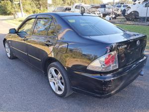 2005 Lexus Is200 image 3