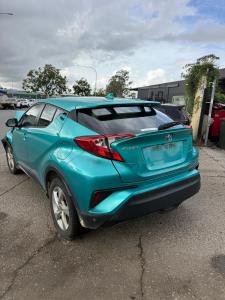 2019 Toyota C-hr image 3