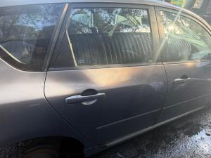 2006 Mazda 3 image 3