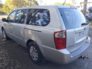Kia Carnival image 3