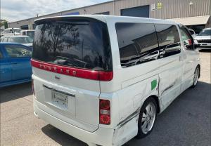 2005 Nissan image 3