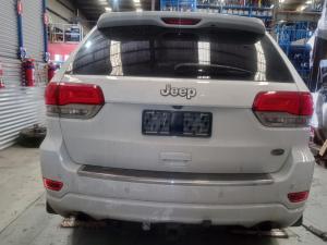2015 Jeep Grand Cherokee image 3