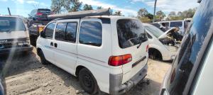 1998 Mitsubishi Delica image 3
