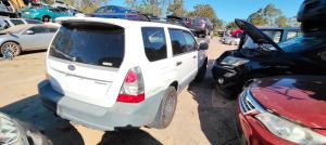 2005 Subaru Forester image 3