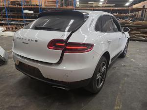 2017 Porsche Macan 95B 2.0T PETROL CYPA AUTO 7SPD A5B03 4WD R4 TFSI image 3