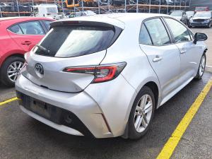 2019 Toyota Corolla ZWE211R image 3