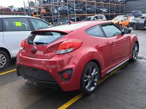 2015 Hyundai Veloster FS image 3