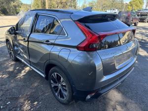 2017 Mitsubishi Eclipse Cross image 3
