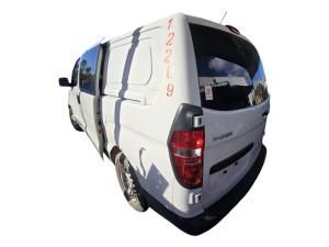 2015 Hyundai Iload TQ image 3