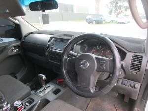 2009 Nissan Navara D40 image 3