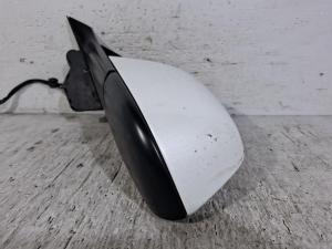 2024 Tesla Model Y image 3