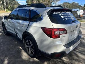 2019 Subaru Outback image 3