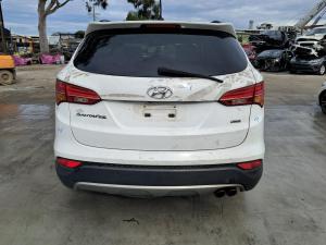 2015 Hyundai Santa Fe DM image 3