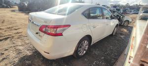 2014 Nissan Pulsar image 3