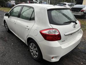 2010 Toyota Corolla image 3