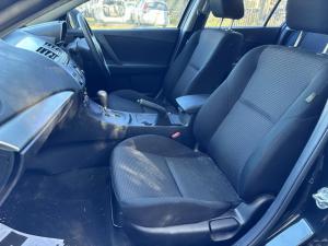Mazda 3 image 3