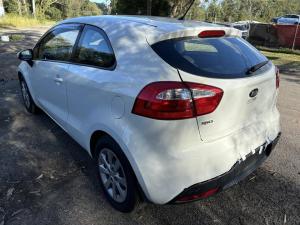 2014 Kia Rio image 3