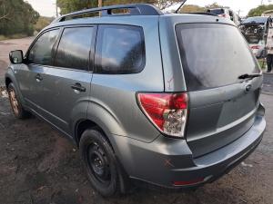 2010 Subaru Forester image 3
