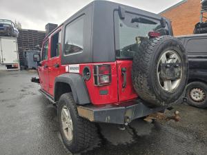 2008 Jeep Wrangler JK 3.8L AUTO 6SPD 4DR 4WD RUBICON image 3