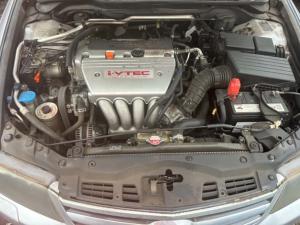 2006 Honda Accord EURO LUXURY image 3