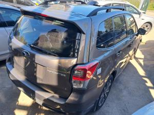 2017 Subaru Forester SJ image 3