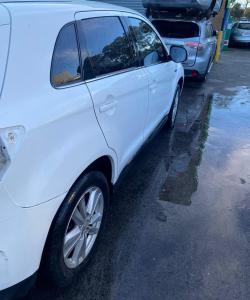 2015 Mitsubishi Asx image 3
