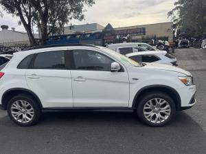2019 Mitsubishi Asx image 3