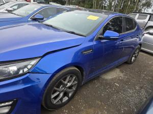2012 Kia Optima PLATINUM image 3