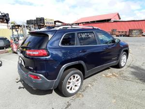 2014 Jeep Cherokee LONGITUDE 4X4 image 3