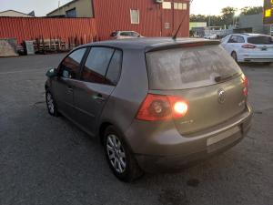 2006 Volkswagen Golf 2.0 TDI SPORTLINE image 3