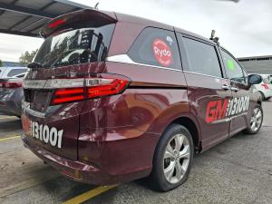 2014 Honda Odyssey image 3