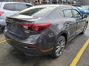 2018 Mazda 3 BN image 3