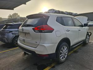 2017 Nissan X Trail T32 image 3