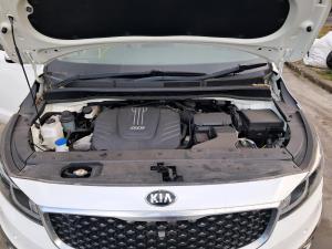 2017 Kia Carnival YP image 3