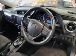 2015 Toyota Corolla ZRE182R image 3