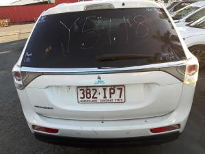 2013 Mitsubishi Outlander LS 7 SEAT 4WD image 3